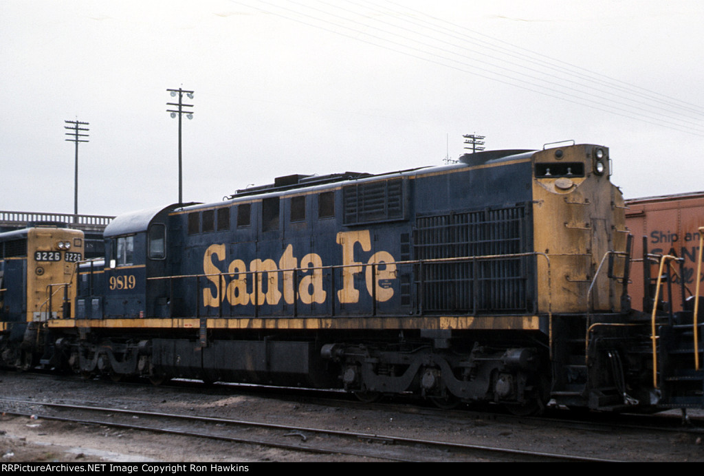 ATSF 9819